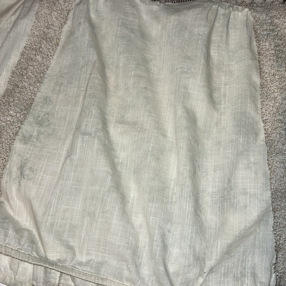 Elegant Cream and Gray Women's Top - Picture 8 of 16